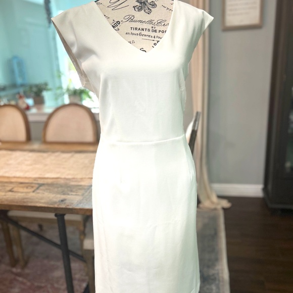 🏷️NWT - TALBOTS LUXE SHEATH DRESS🏷️ - Picture 3 of 16